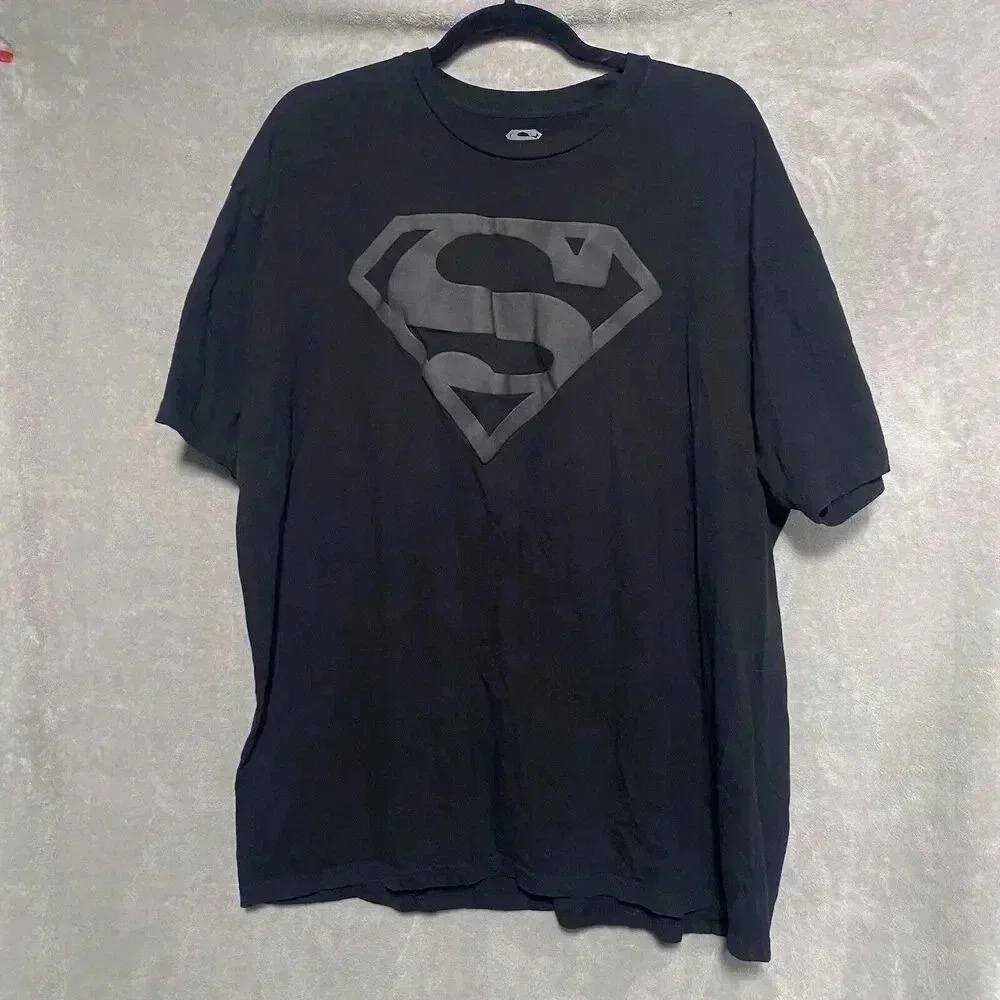 Superman Men’s Black T-Shirt Raised Logo RARE DC COMICS SIZE 2XL